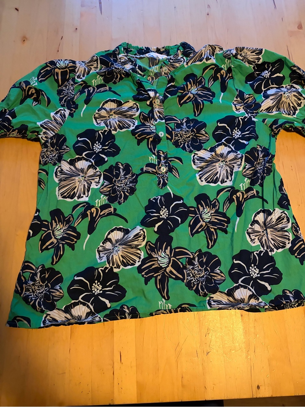 Southern Tide Green Floral Short-Sleeve Blouse